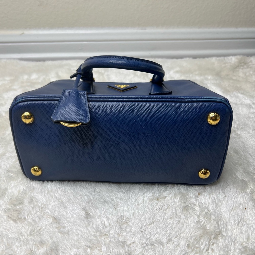 Prada Galleria Saffiano leather bag small - Picture 9 of 13